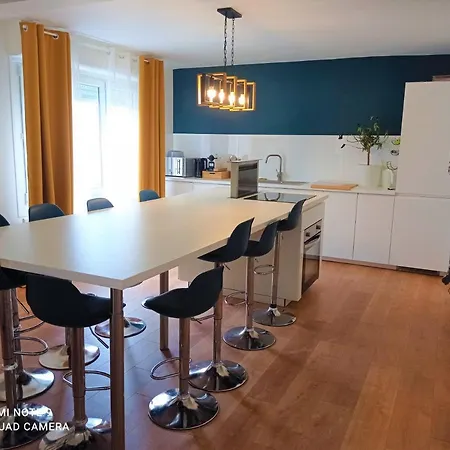 En Duplex De Standing *